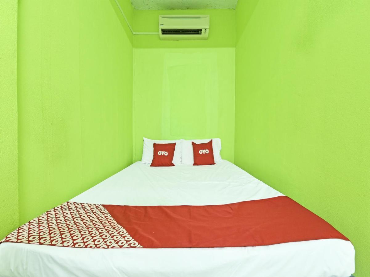 Oyo 90454 Haza Harmoni Guesthouse Kota Bharu Extérieur photo